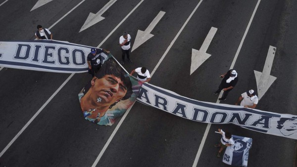 La muerte de un astro y violentas protestas: Las mejores imágenes de la semana&nbsp;&nbsp;