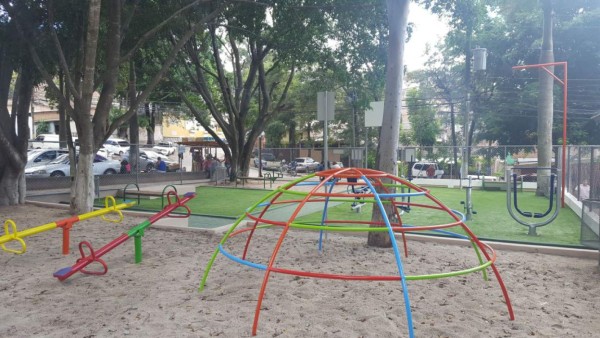 Abren las puertas del parque Hato de Enmedio en la capital de Honduras