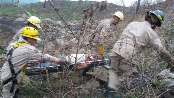 Honduras: Vehículo se vuelca y mueren al menos tres personas en La Paz