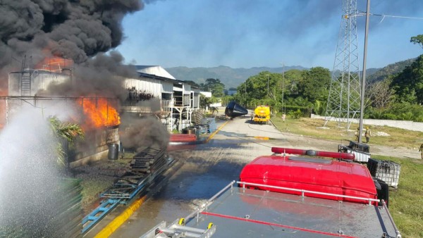 Un muerto tras incendio en fábrica de Choloma