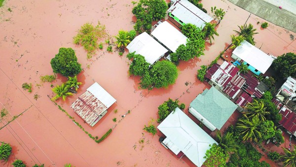 Fuertes lluvias desplazaron a 16,967 personas en Honduras en los últimos días