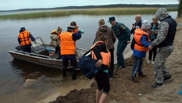 Mueren 14 niños en naufragio en lago ruso durante un campamento&nbsp;&nbsp;