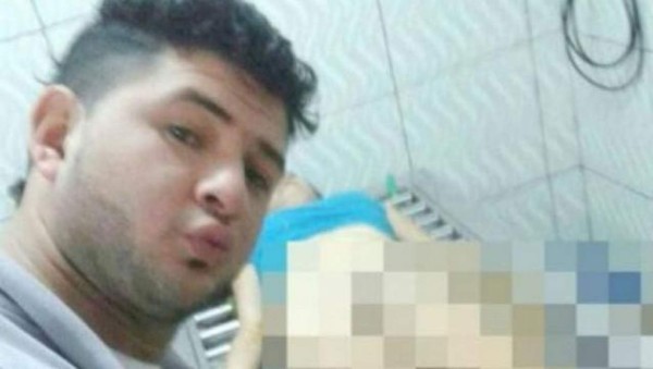 Robó el cadáver de su novia para tomarse selfie
