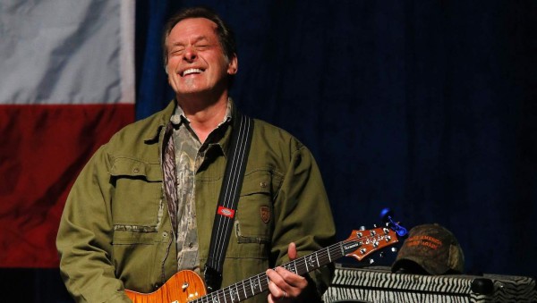 Ellos son los famosos que apoyan la reelección del polémico Trump