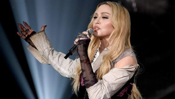 Golpes, infidelidades y círculos viciosos: las relaciones tóxicas de los famosos (FOTOS)