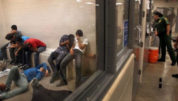 EEUU: Corte en California ordena liberar a niños inmigrantes &nbsp;&nbsp;