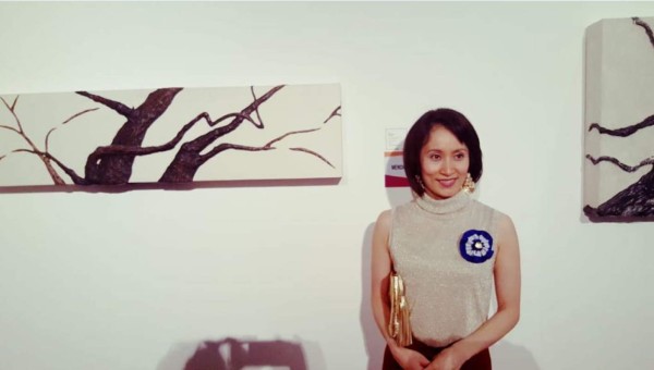 Naomi Ohki agradeció que sus obras hayan sido merecedoras de una mención de honor.