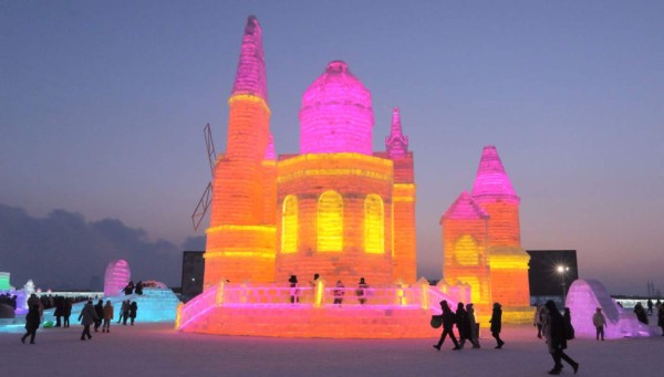 Las espectaculares imágenes del Festival Internacional de Hielo en China (GALERÍA)