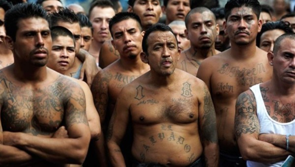 El Salvador declara a pandillas grupos terroristas