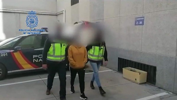 Llega extraditada de España una de las hondureñas más buscadas por la justicia (FOTOS)