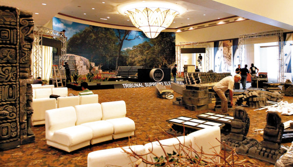 La gigantesca logística de las elecciones primarias