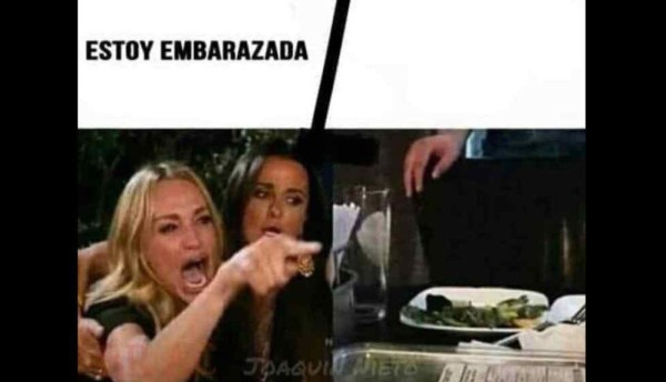 Los memes más graciosos del gato en la mesa y la mujer gritando