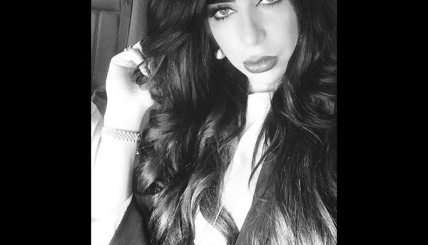 El hombre 'más bello del mundo' presenta a su novia