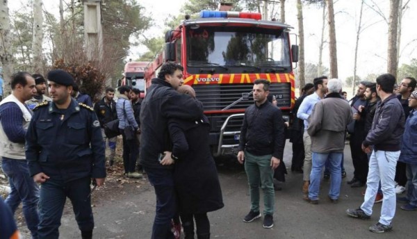 Las 10 impactantes fotos del Boeing 707 que se estrelló contra una casa en Irán