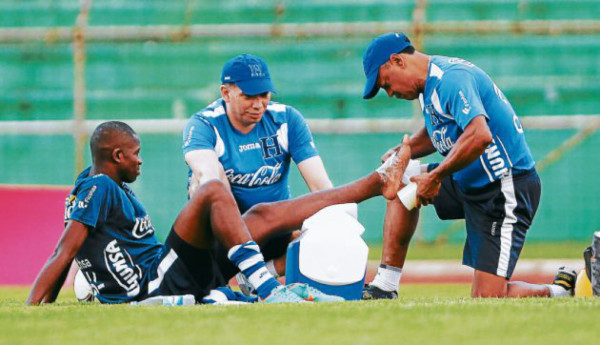 Rojas revela el plan de Honduras: 'A dejar rojos esos cheles”