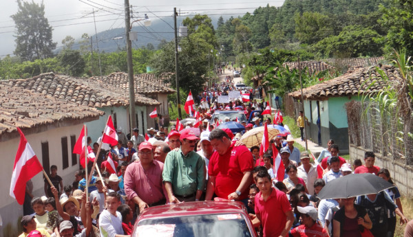 Mauricio Villeda rescata votos liberales de El Paraíso