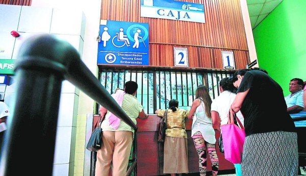 Nuevo reglamento elimina cobros por partos en hospitales públicos de Honduras