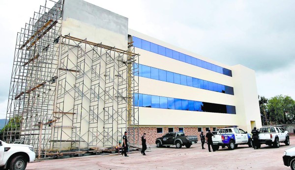 Listos 478 agentes certificados de la Dirección Policial de Investigación