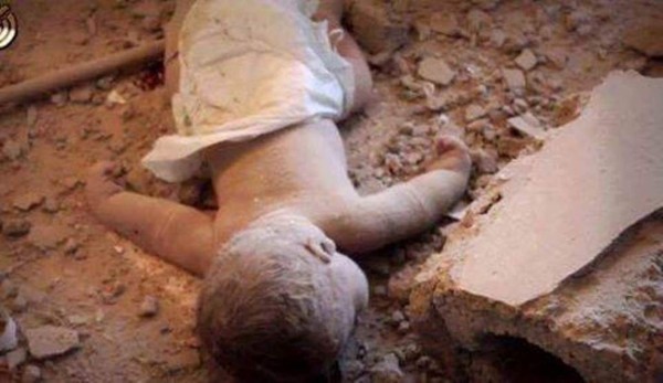 Aviones militares atacan hospitales y escuela en Siria