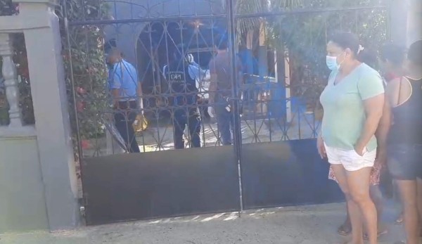 ¡Consternación en Roatán! Esto es lo que se sabe sobre la brutal masacre de tres personas