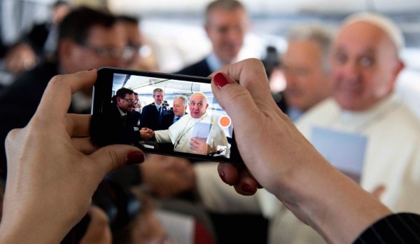 El papa Francisco causa furor tras su llegada a Panamá para la Jornada Mundial de la Juventud 2019