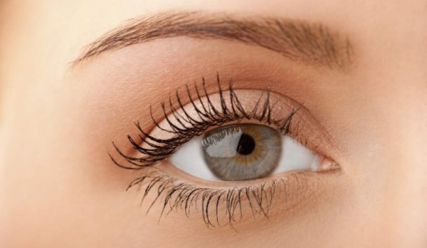 ¡Vida a tus pestañas!