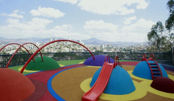 La capital ofrece a los veraneantes turismo ecológico y de aventura