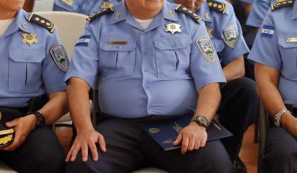 Honduras: Unos 50 subcomisionados serán separados de la Policía
