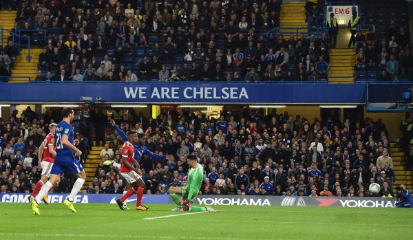 FIFA investiga al Chelsea por fichajes de menores extranjeros