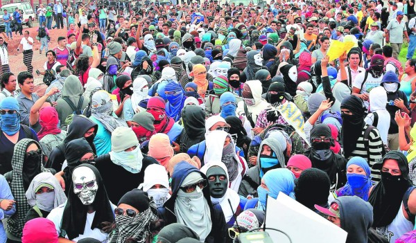 Suspensiones y expulsiones habría en UNAH