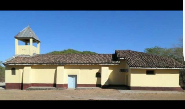 Hombre ingresa a iglesia de Choluteca y desata su furia