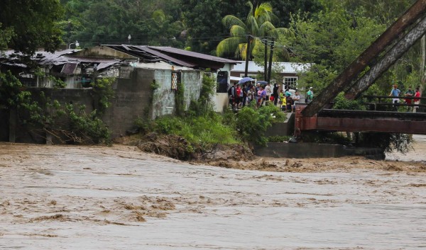 La tragedia se repite: muertos, inundaciones y daños tras paso de Iota en Honduras (FOTOS)