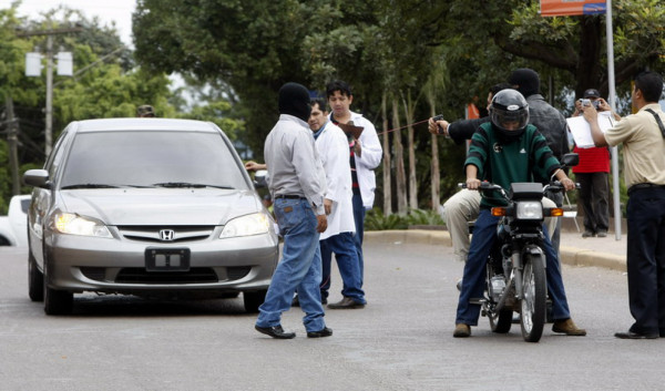 Con testigos protegidos, reconstruyen escena del asesinato de Alfredo Landaverde