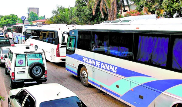 Cierre de frontera mexicana recrudece deportaciones