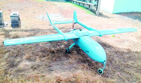 Fuerzas Armadas experimenta con primer avión no tripulado del país