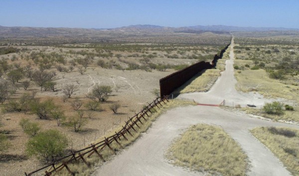 Ambientalistas demandan por construcción de muro fronterizo