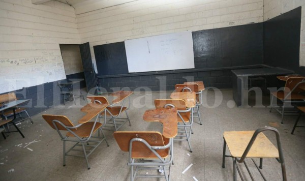 Pandilla 18 sella de terror el aula 105 del Instituto Central, el último salón donde recibió clases Olman Adalid Castillo