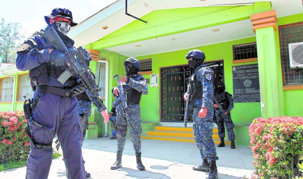 Le caen al alcalde de Choloma