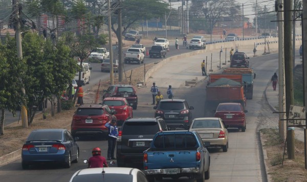 Carril reversible alivia tráfico lento en el anillo