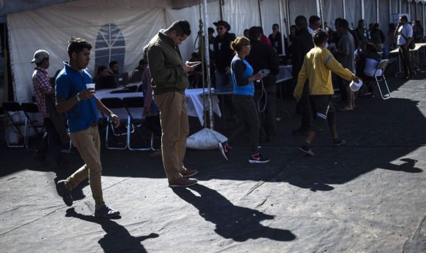 FOTOS: El día a día de la caravana migrante en un albergue mexicano rumbo a Estados Unidos