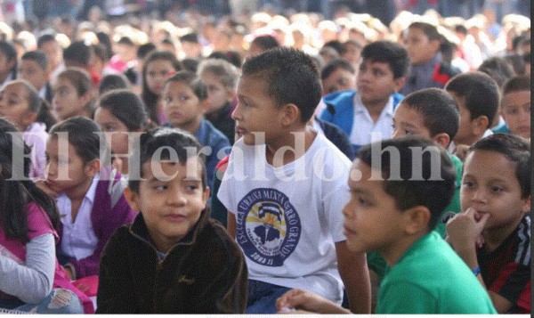 Entre cambios y retos comienza este miércoles el año escolar en Honduras
