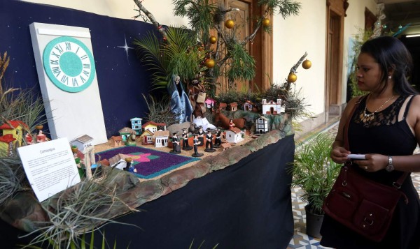 Tradicionales nacimientos destacan el patrimonio cultural de Honduras