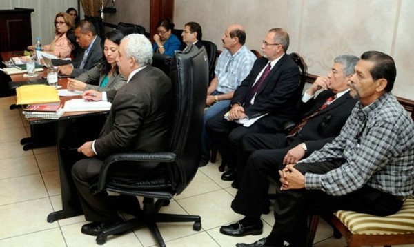 Los rostros de los exfuncionarios de IHSS absueltos de delitos (FOTOS)