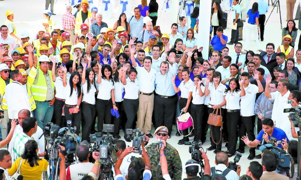 106 compatriotas dejan las filas de desempleados