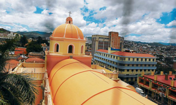 La Catedral, en proceso de restauración