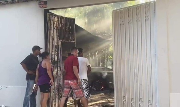 Imágenes de la feroz turba que linchó al italiano Giorgio Scanu en Yusguare