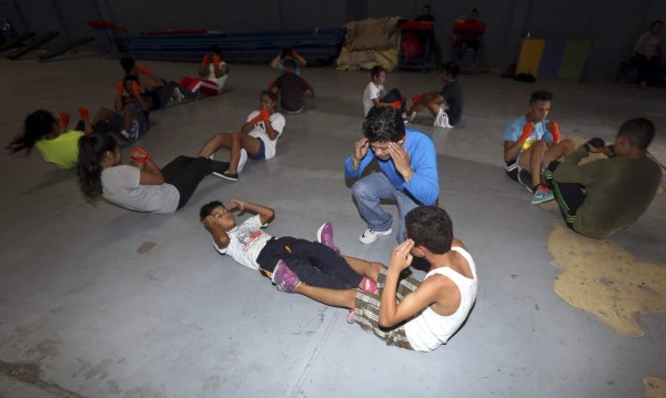 Héroes de barrio que golpean la violencia