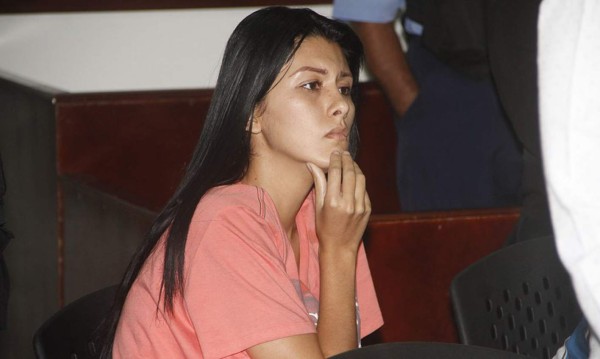 Justicia de Nicaragua libera y expulsa a modelo costarricense