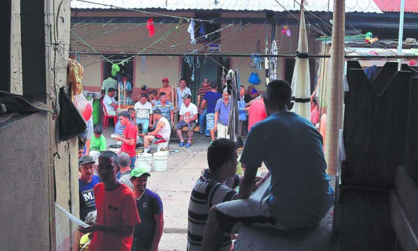 Honduras cierra cárcel de San Pedro conocida 'la universidad del crimen'