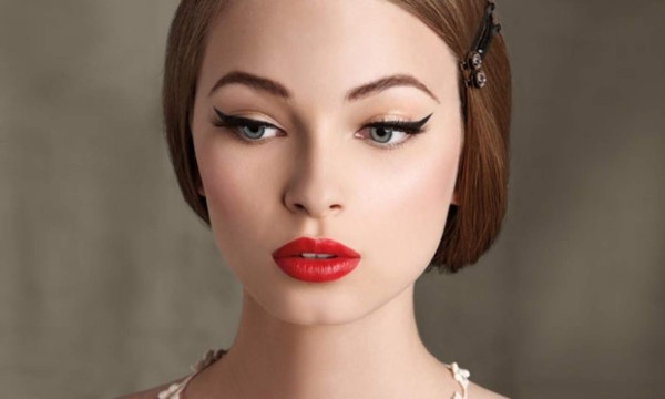 8 trucos de maquillaje para lucir 10 años más joven